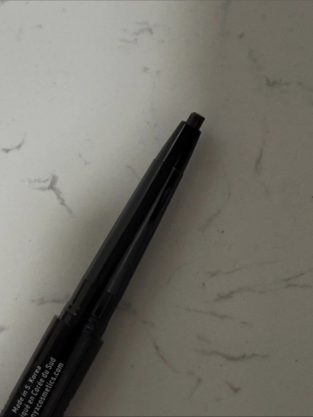 NEW W/O BOX NYX Professional Makeup Fill & Fluff Brow Pencil - Black